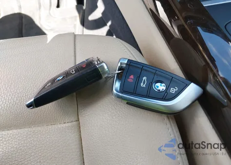 2016 BMW X5 xDrive35I z USA, uszkodzony, nr VIN 5UXKR0C52G0U48139